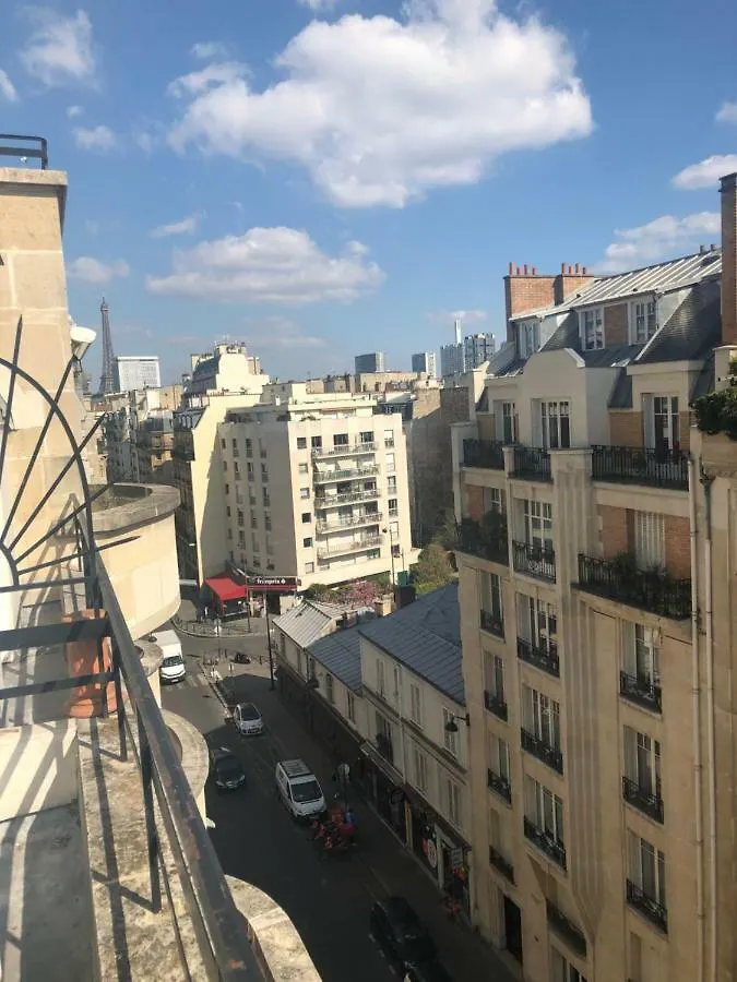 Vue Tour Eiffel - 16eme Daire
